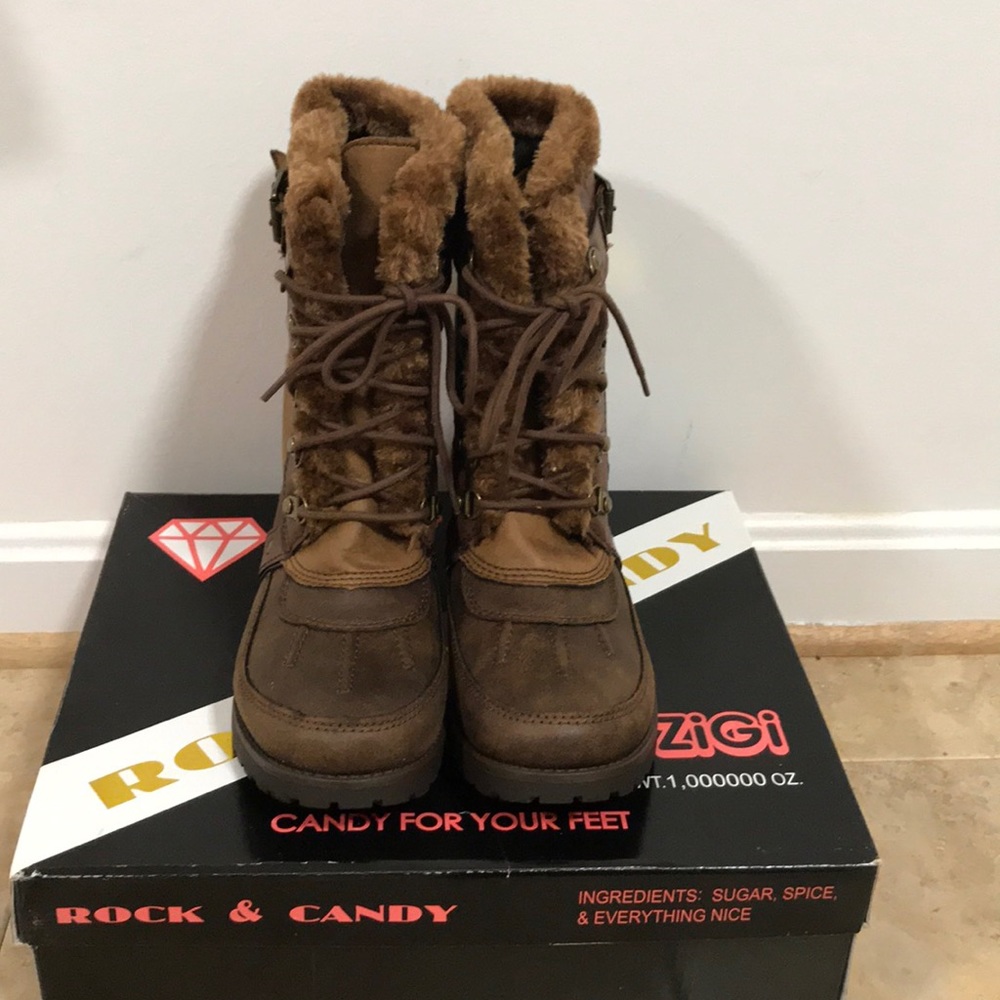 Winter boot for woman size 7 (Used)